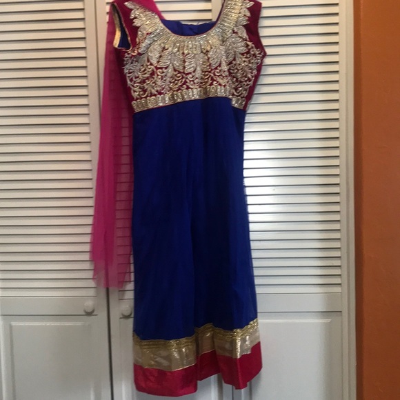 Pink and blue salwaar kameez - Picture 1 of 4